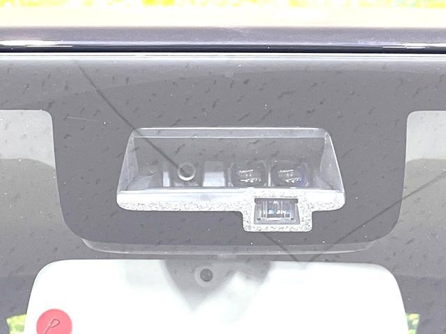 【スズキ　セーフティサポート】走行中に前方の車両等を認識し、衝突しそうな時は警報とブレーキで衝突回避と被害軽減をアシスト。より安全にドライブをお楽しみいただけます。