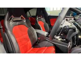 メルセデス・ベンツはドイツ本国シュツットガルト近郊でのメルセデス自車が関わった重大事故を、40年以上に亘って調査しています。