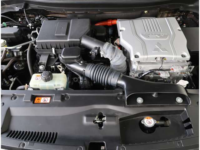 ご納車前に、エンジンオイル、オイルエレメント、ワイパーゴムは新品に交換致します