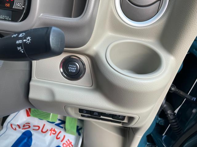 運転席ドリンクホルダー