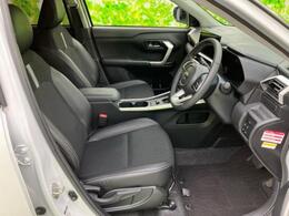 「この車の写真をもっと見たい」「状態が気になる」「この装備はついている？」どんな小さな疑問でもお気軽にお問い合わせください！