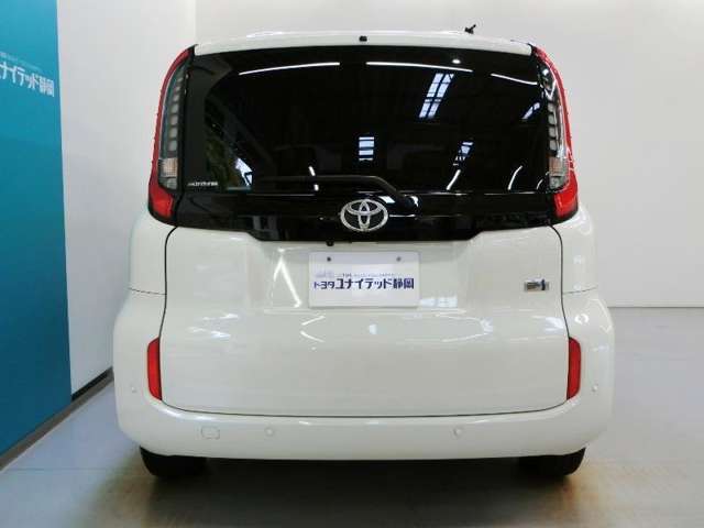 ☆人気のパールホワイトです。程度も良好！！是非一度ご覧ください、お待ちしてます。(^^)/