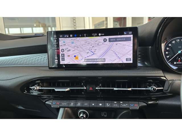 ナビ、Android　Auto、Apple　CarPlay、Bluetooth、USB対応の純正オーディオ