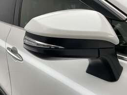 【ドアミラー】大きくて見やすいので、後方を見るときも安心です！