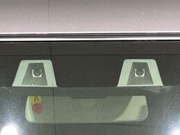 【スズキ　セーフティサポート】走行中に前方の車両等を認識し、衝突しそうな時は警報とブレーキで衝突回避と被害軽減をアシスト。より安全にドライブをお楽しみいただけます。