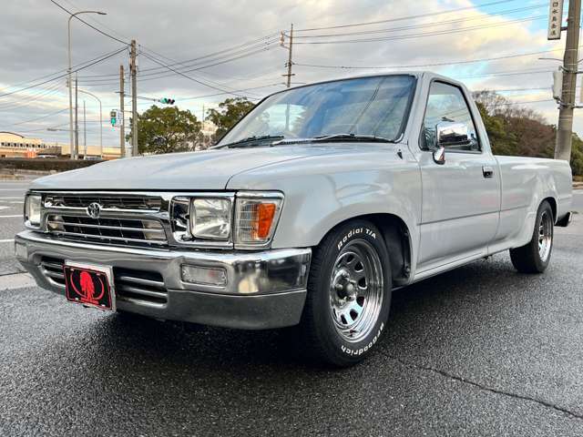 ノベルティ トヨタ2台·SUZUKI3台とオマケ3個と追加 TOYOTA / トヨタ自動車株式会社 added a new photo. - TOYOTA