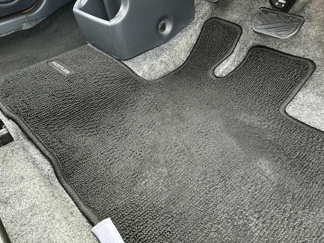 フロアマット装着済みです（＊’ω’＊）