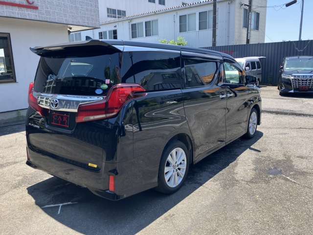 メール、お電話にてお気軽にお問い合わせください！当社スタッフがお車の事分りやすくご説明させていただきます！お電話はこちら！ TEL:043-215-0555 までご連絡ください！