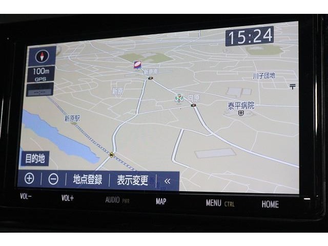 ナビを装備！　施設名などから、すぐに最適ルートを検索します。（機種によりナビやコネクトサービス等ご利用の際は、別途契約が必要となる場合があります）