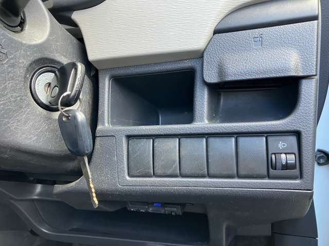 ご覧頂きありがとうございます。フリーダイヤル0078-6002-198643までお気軽に問い合わせください。