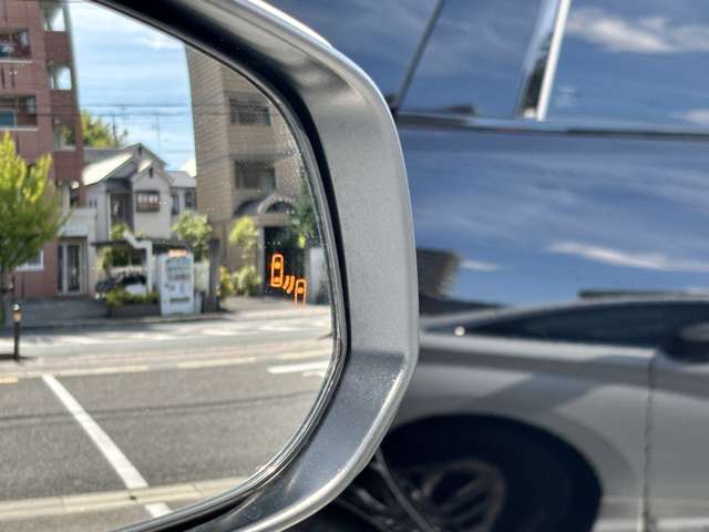 『TAX京田辺』は、ハンドルカバーやアクセサリー、ホイール等の販売も充実！！　お客様のカーライフをサポート！　☆★☆詳細は『TAX京田辺』の元気なスタッフまで