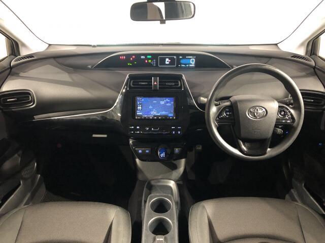 オリックス認定中古車は履歴のハッキリした修復暦の無い車輌を独自の厳格な認定基準に基き販売しております。車輌検査専門会社の査定士が全車検査を実施しております。