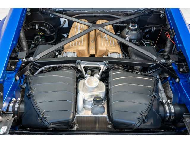 5200ccのパワーエンジン！！軽やか走りを是非ご体感ください！各種ローンの取り扱いも御座いますので是非ご相談ください！