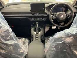 【ホンダカーズ鈴鹿 玉垣店】です。〈サービス工場〉 安心感と信頼が弾むクオリティの高い技術力が自慢です。経験豊富なメカニックが整備を行います。