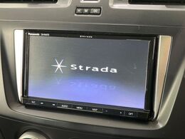 【ナビゲーション】目的地までしっかり案内してくれる使いやすいナビ。Bluetooth接続すればお持ちのスマホやMP3プレイヤーの音楽を再生可能！毎日の運転がさらに楽しくなります！！