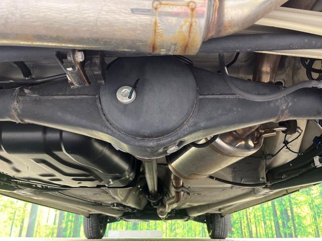 下回りがきれいなうちに、防錆加工の施工がオススメ。降雪地域はもちろん、沿岸部にお住いの方や、趣味でマリン・ウィンタースポーツをされる方にご好評いただいております。