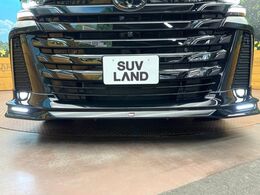 【GRエアロ】人気のGRエアロを装備！クルマの外観がよりスタイリッシュになり、街中で存在感あふれる1台に♪将来買い替える時にもリセールに影響しやすく、価値ある人気の装備です！