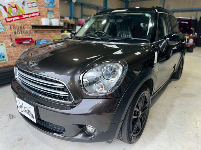 当店はあいおいニッセイ同和の保険代理店です。お客様の立場に立ち、お客様とご相談しながら細かなプランをご提示させて頂いております。また事故のご対応も当社にてすべてサポート致しますのでご安心くださいませ。