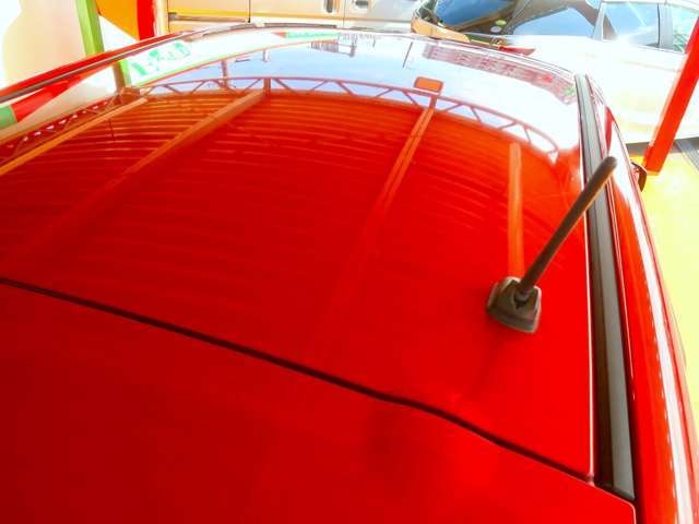 ルーフも綺麗ですよ♪