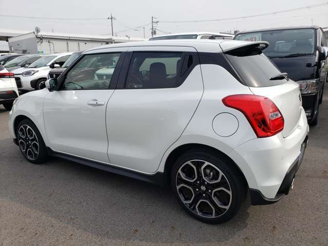 お車の事に詳しくない方や、初めて購入される方にも納得のいくまでご説明させて頂きます。お気軽にご相談ください☆