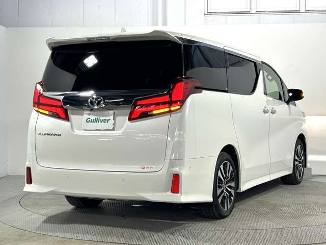 【リア外装】現車の確認はお電話でも承っております。【ハリアー/エクストレイル/ヴェゼル/C-HR/プリウス/シエンタ/オデッセイ/SUV/ミニバン/コンパクト/ハイブリッド/ハイブリット】続々入庫中！！