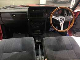 ナルディウッドステアリング　バックモニター　ホワイトリボンタイヤ　ETC