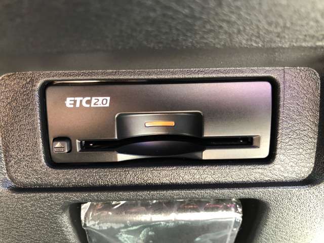 ETC2.0付きです☆最近多くなりましたスマートIC等はETCがないと利用出来ません。ほしい装備の1つですよね＾＾