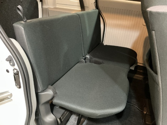 U-Selectは、Honda認定中古車ディーラーです！！安心です！！基本点検整備基準に準じた点検・整備を実施して、販売しています！！