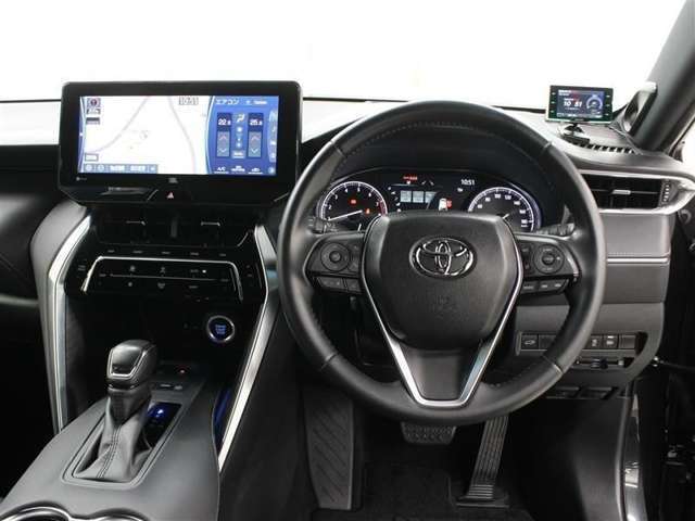 運転席廻りです。