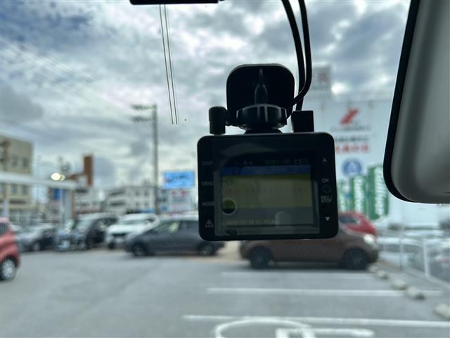 店舗にて現車の確認もいただけますので、お電話で在庫のご確認の上是非ご来店くださいませ！！！
