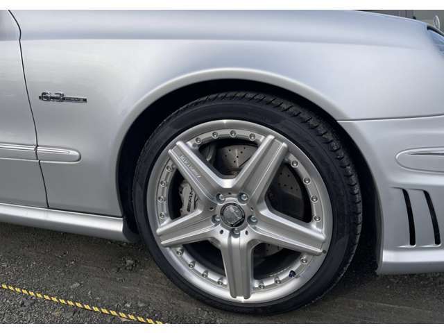 PIRELLI P-ZERO　MO