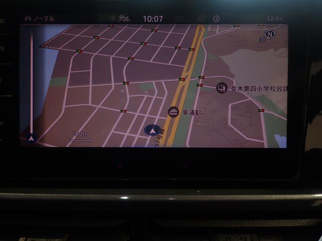 ナビ装着車で知らない道もラクラク♪
