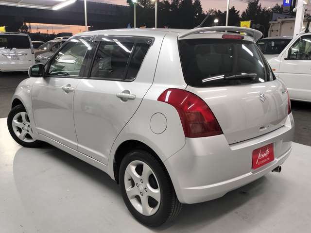 【2年保証】　全車に2年保証が標準装備！ロードサービス付帯しております。安心のカーライフは当社でお買い求めください！