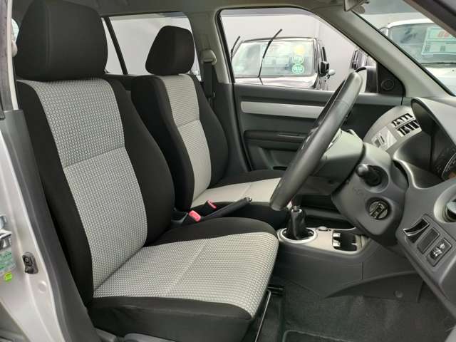 【試乗OK】お車の移動や手続きなどございますので、ご希望の際はご来店日時を前日までにご連絡ください。ナンバープレートの無い車の公道での試乗は、スタッフの運転となります。