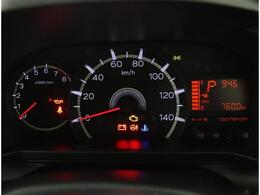 視認性に優れたメーターで、夜間走行も安心して運転できます！