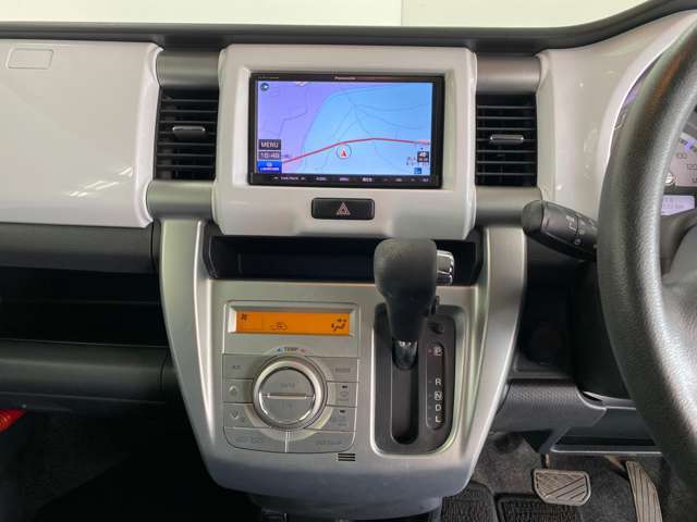 豊富な知識量を備えた自動車販売歴20年のスタッフが在籍している親切丁寧でアットホームなお店です！女性のお客様もお気軽にご来店ください！　【カーセンサーお問合せ用無料TEL：0078-6002-280014】
