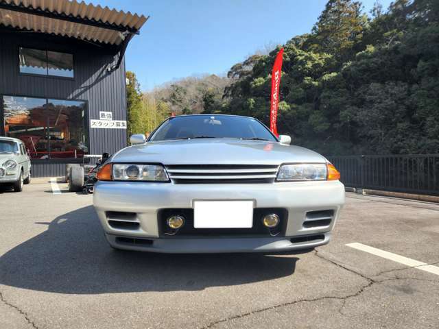 状態も良く即乗り出し可能なR32　Vスペックの希少車です。