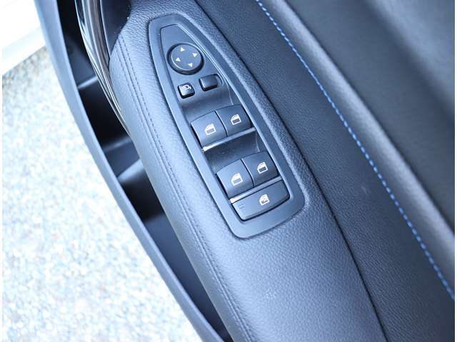 全国販売、納車実績件数上昇中です！！お車のお問合せは画面右上にある無料見積もりからお気軽にどうぞ！弊社はお車の下取り/お車の買取にも力を入れております！！