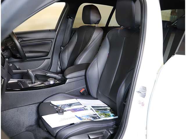 AISの品質基準を満たしたお車には10段階の評価点が記載された「車輌品質評価書」が発行され、車の状態がひと目でわかります。当店全車両お車を選ばれるずべての人に安心を心がけ販売しております。