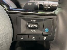 【プロパイロット】高速道路での長距離走行が楽に！！渋滞時と巡回走行のシーンで、アクセル・ブレーキ・ステアリングを自動で制御し、長距離運転の負担を軽減してくれます♪