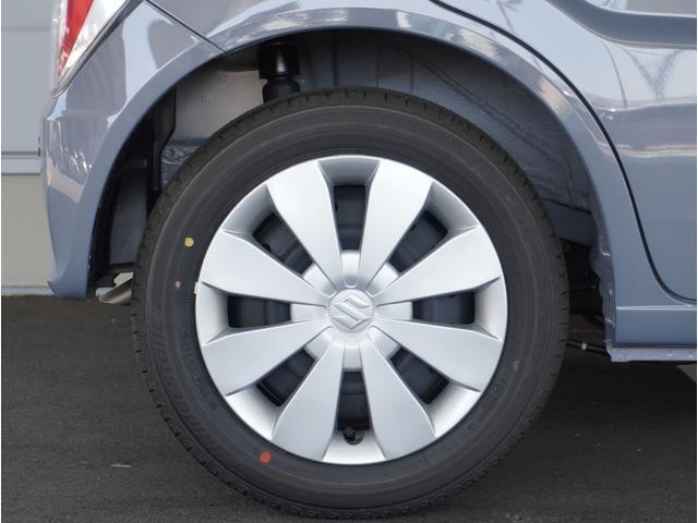 【ホイールキャップ】車に良く似合う純正ホイールキャップが装備されています。ノーマルタイヤ、スタッドレスタイヤもスズキ自販島根にお任せください。