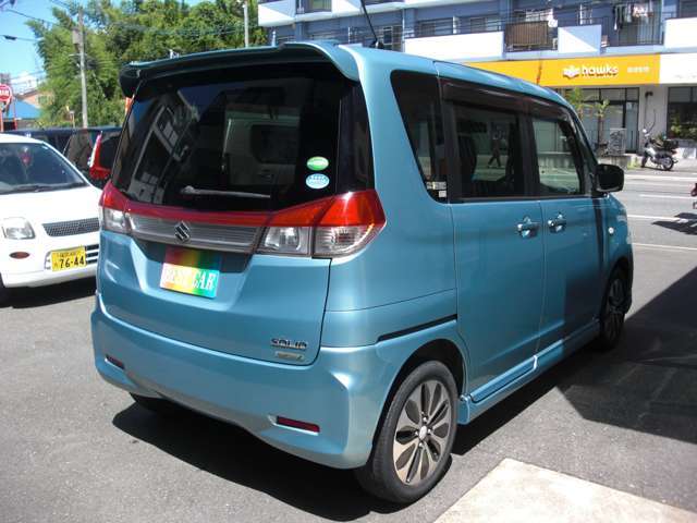 キズ等目立ちがちですが、外装の傷等も少なく年式以上のお車です(^^)/是非この機会にご検討ください！
