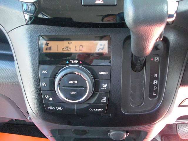 装備充実なお車です