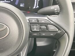 【レーダークルーズコントロール】高速道路での長距離走行が楽に！！自動で速度を保つクルーズコントロールが、衝突軽減システムと連携し、前方の車両を感知して車間を保つように速度調節してくれます！！