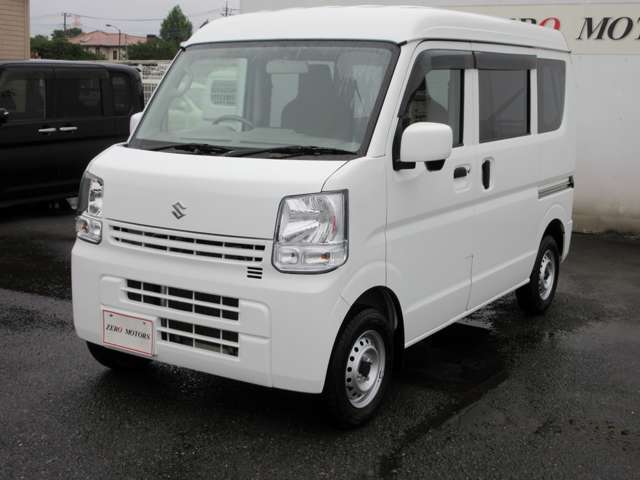 【各メーカーのお車を展示】トヨタ・ダイハツ・スズキ・ホンダ・スバル・マツダ・日産・国内各メーカーを埼玉県上尾市の展示場に展示しています。安い軽・燃費の良い車・荷室が広い車・広い軽・などなど展示中です。
