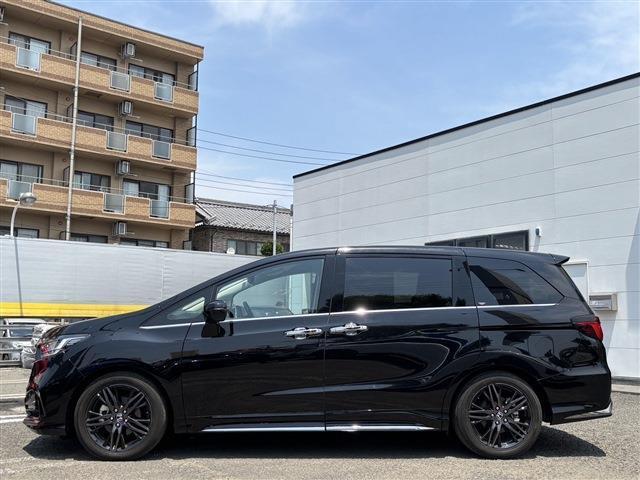 サイドビューです！外装は専任のスタッフが真心込めてワックス磨きを行ってますので、ピカピカな状態に仕上がってます！ご来店の上，この仕上がりをお確かめ下さい！