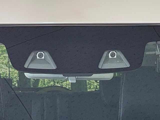 【スズキ　セーフティサポート】走行中に前方の車両等を認識し、衝突しそうな時は警報とブレーキで衝突回避と被害軽減をアシスト。より安全にドライブをお楽しみいただけます。