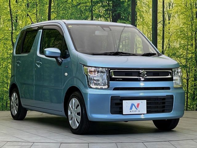 大好評のボディコーティング「弾スプラッシュコート」もご納車までに施工可能。通常のガラスコートと異なる、耐久年数6年の無機質ガラスコーティングが、ボディをキレイな状態に保ってくれます。