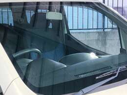 フロントガラス大きく運転しやすい作りになります！！