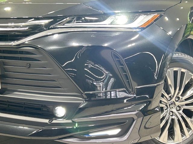 【シーケンシャルターンランプ付きLEDヘッドライト】人気の『流れるウィンカー』付きのLEDヘッドライトを装備♪高級感はもちろん、点灯時は存在感たっぷりで他車からも認識されやすく安心です。